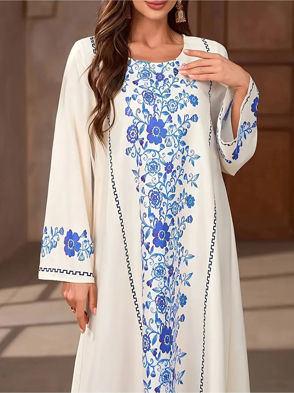 Robe Longue Florale Élégante – Coupe Ample & Manches Longues