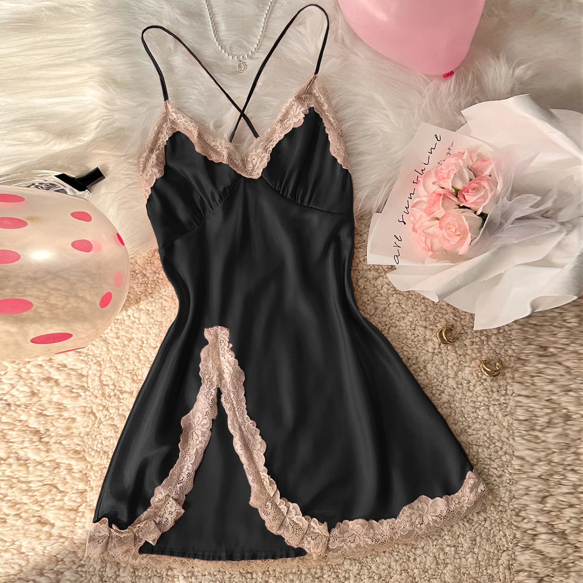 Nuisette Sexy Col V – Dentelle & Dos Croisé | Blanc, Rose, Rouge, Noir