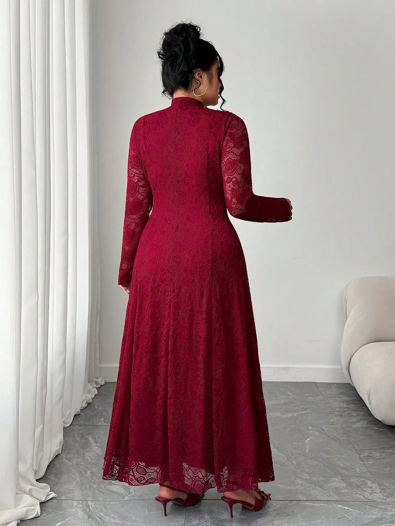 Robe Maxi Dentelle Manches Longues – Col Haut, Jacquard Floral pour Mariage & Gala