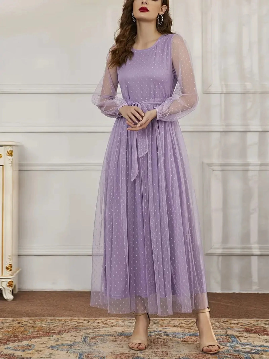 Robe Longue Semi-Transparente Manches Longues – Col Rond, Taille Empire & Ceinture