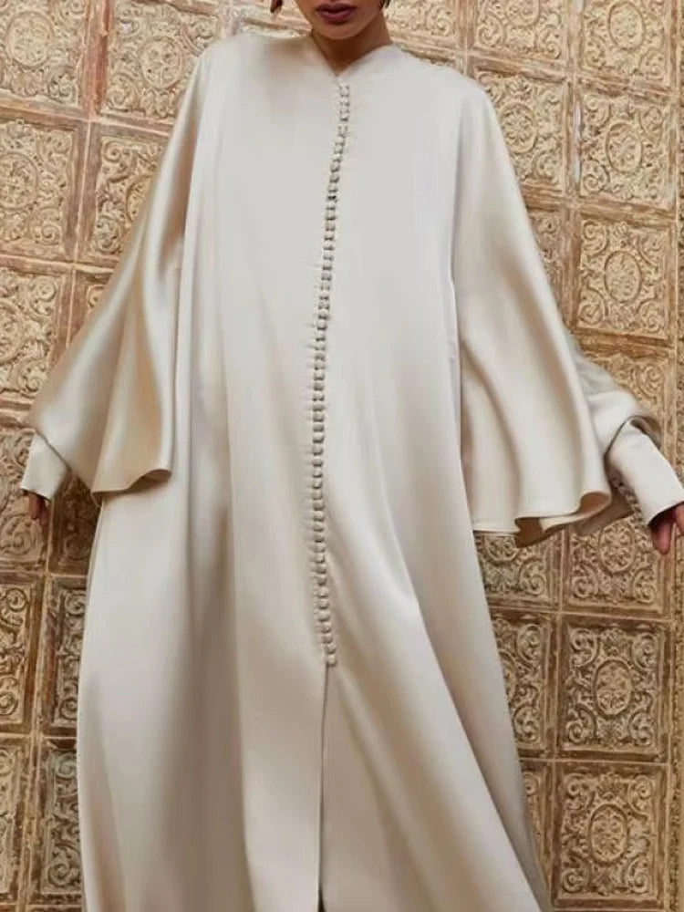 Robe Longue Femme en Satin – Manches Chauve-Souris, Fente & Col Rond Élégant