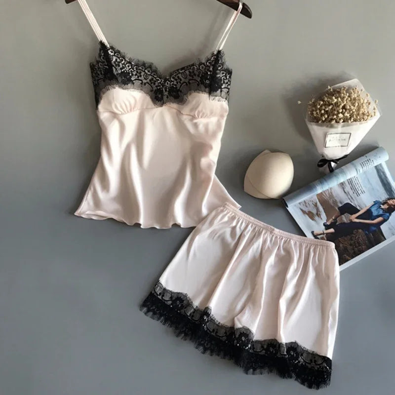 Ensemble Pyjama Satin & Dentelle 2 Pièces – Débardeur + Short | 4 Coloris | S-L