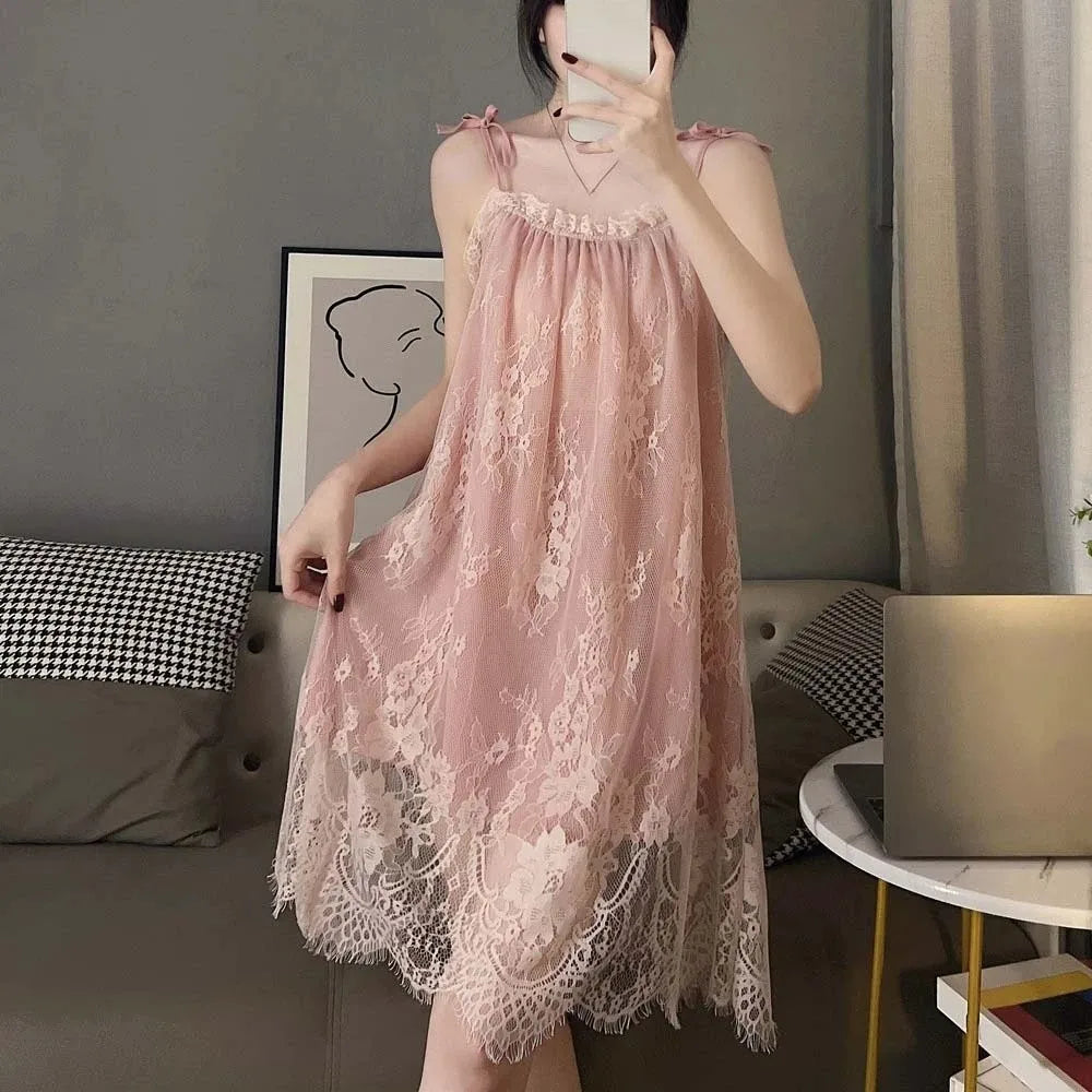 Nuisette Fleurie Dentelle & Bretelles – Lâche & Légère | Volants | S-XL