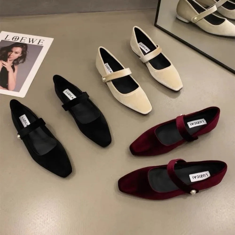 Ballerines Mary Jane Velours & Perle – Talon Bas Élégant | Bordeaux | 35-40