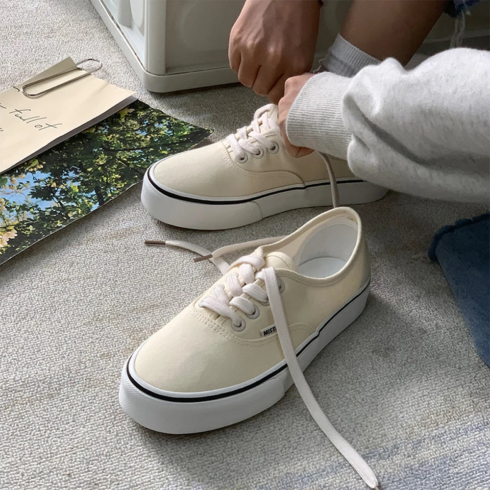Sneakers Canvas Casual – Plates & Légères | Couleur Unie | Femme