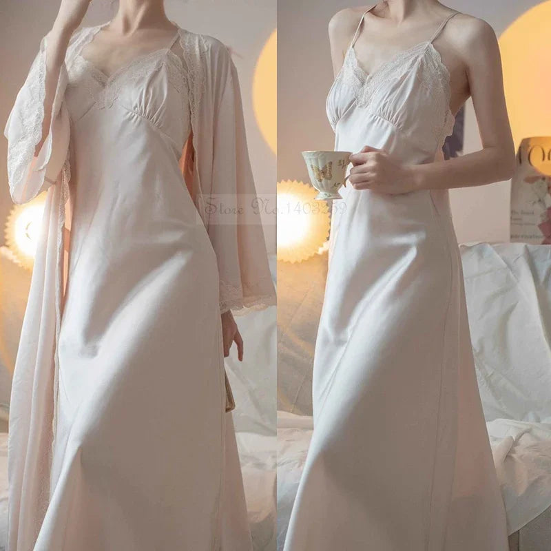 Ensemble Peignoir & Nuisette Satin – Dentelle Séduisante Toutes Saisons