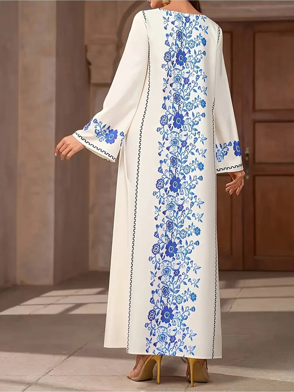 Robe Longue Florale Élégante – Coupe Ample & Manches Longues
