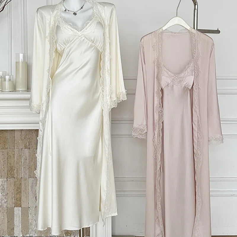 Ensemble Peignoir & Nuisette Satin – Dentelle Séduisante Toutes Saisons