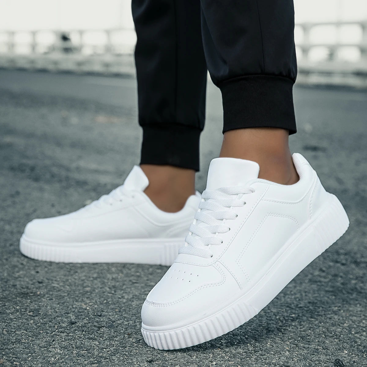Sneakers Légères Semelle Épaisse – Unisexe Casual Sport | 8 Coloris | 36-45